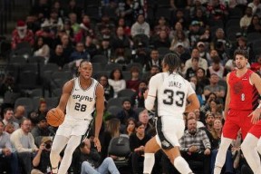 开云-精彩对决！开拓者险胜马刺，积极迎战未来的简单介绍